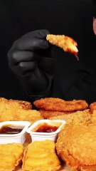ASMR MUKBANG FRIED CHICKEN CHICKEN FILLETEAT FAST FOOD
