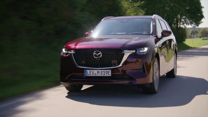2026 Mazda CX-80 in Artisan Red Driving Video in Germany