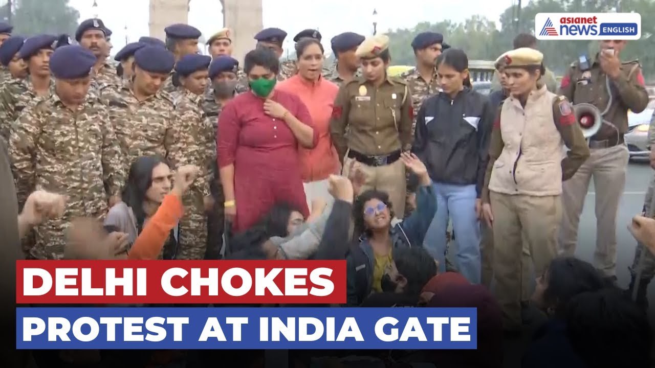 Delhi’s Air Pollution: Protest at India Gate Demanding Urgent Action
