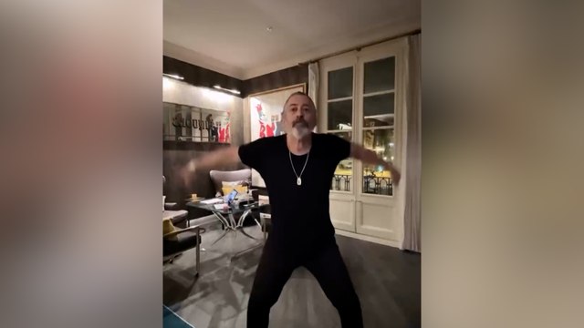 Cem Yılmaz'dan yapay zekalı dans videosu