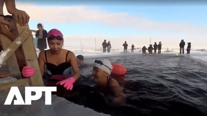Winter Swimmers Brave –30°C Temperatures in Yakutsk, Russia’s Coldest Major City | APT