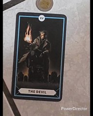 ¿QUIÉN ES UN 15 POR AHÍ? ¿QUIÉN ES LA CABRA REAL? EL JOHN CONSTANTINE TAROT  VUELVE EN ESTA PLATAFORMA