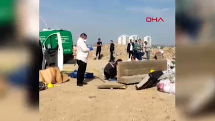 Mersin'de çekyat içerisinde bıçaklanmış erkek cesedi bulundu