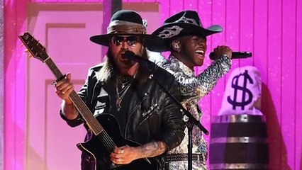 Shakira & Jennifer Lopez Reveal Kobe Tribute For Super Bowl Halftime Show