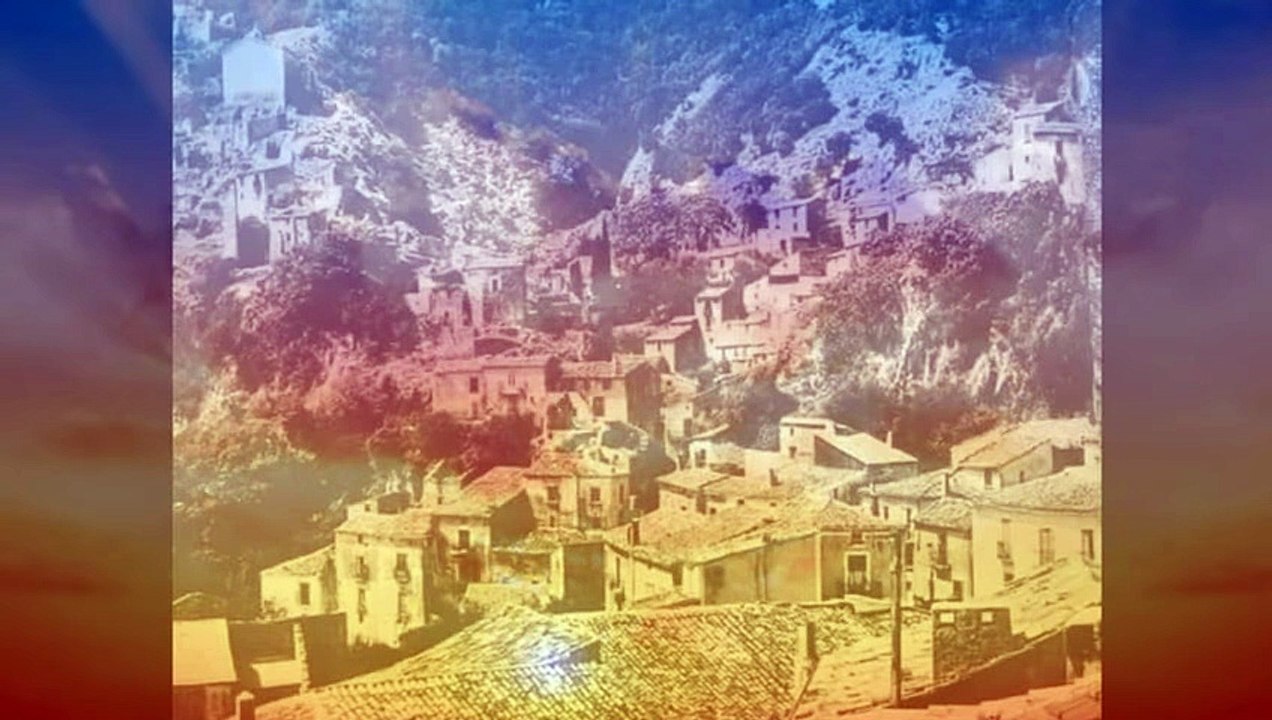 Senerchia (AV) - Per gentile concessione di Generoso Napoliello  artista e figlio di Senerchia. (24.11.25)