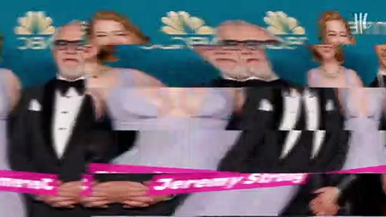 Emmys 2022 Red Carpet Fashion