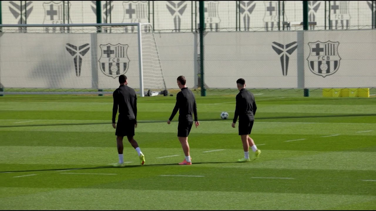 Entrenamiento completo del FC BARCELONA en la previa del BARÇA-CHELSEA | CHAMPIONS LEAGUE
