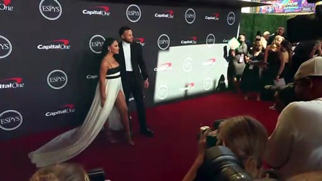 Steph Curry Roasts Lebron James At The Espy Awards
