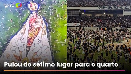Imagem de Nossa Senhora do Nazaré, padroeira do Remo, é estendida em campo após retorno à Série A