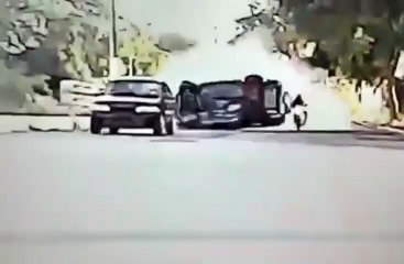 Carro perde controle e quase atinge motociclista em Juazeiro do Norte