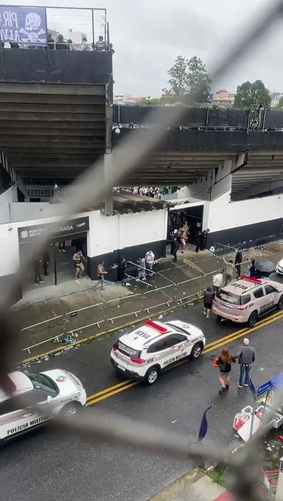 Confusão no jogo do Figueirense