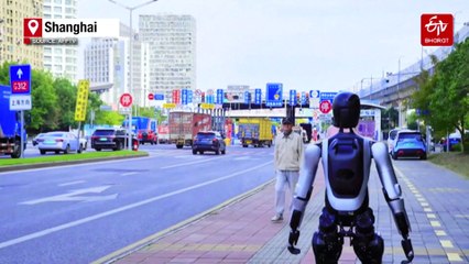 Chinese Humanoid Robot's Three-Day Walk Sets World Record