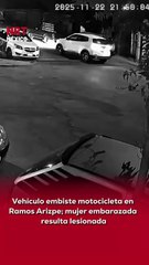 🤰 En Ramos Arizpe, una pareja en motocicleta fue emb3stida por un vehículo. La mujer, con 5 meses de embarazo, tuvo que ser llevada al hospital. Testigos afirman que el imp@cto fue intencional.