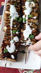 Lavash kebab avec des tortillas, les fameuses brochettes faciles cuites au four!