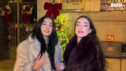El vídeo Lola Lolita y Marina Rivers con un claro 'estilo Tuenti' para Navidad.