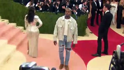 Kanye West Insists His Music Is Being Sold Without His Knowledge: I’m ‘Just Like Taylor Swift’