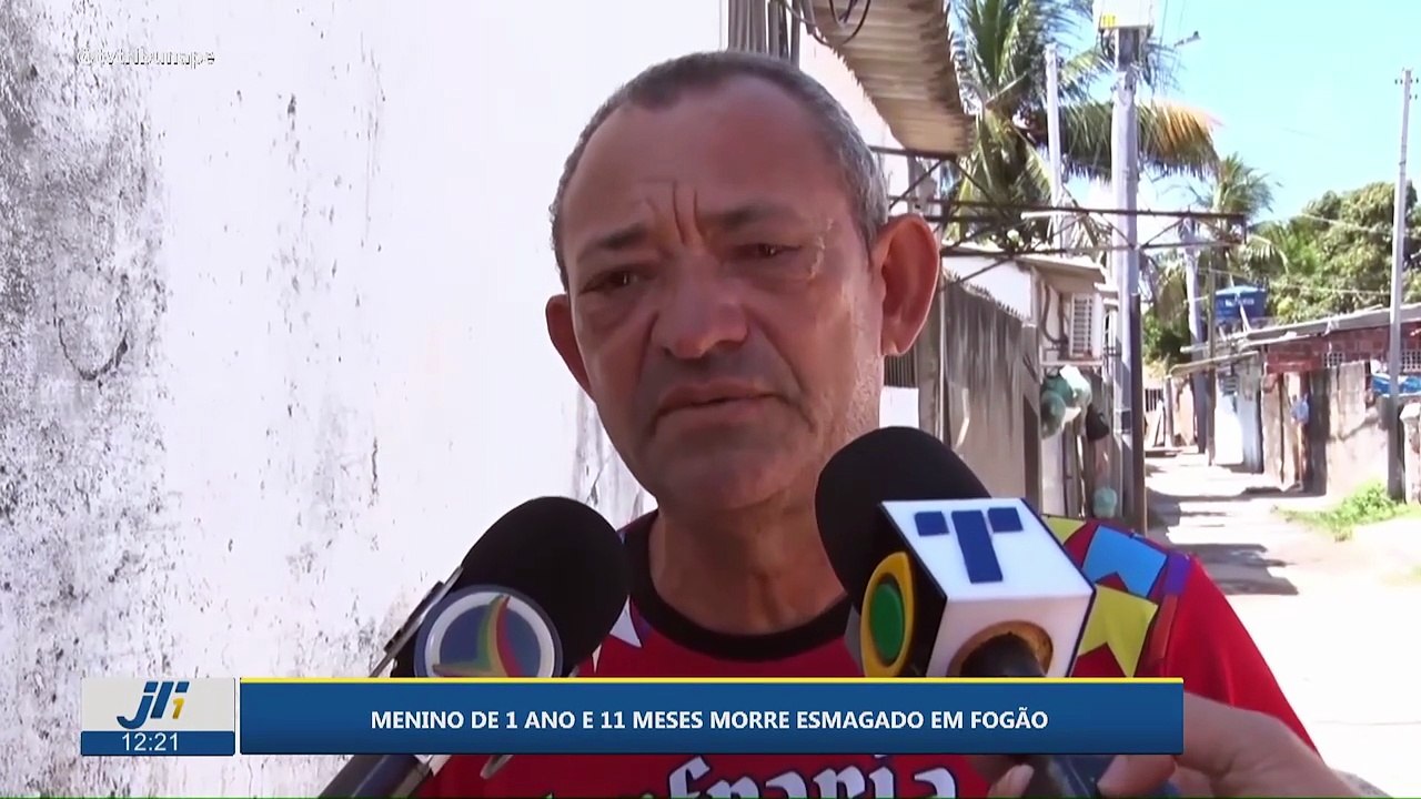 Menino de 1 ano e 11 anos morre esmagado em fogão