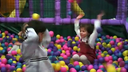 Quelque chose demeure ici  Film en Français  Stefanie Powers  Margot Kidder I Stewart Bick