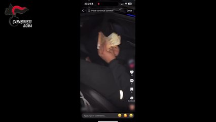 «Mettiti seduta, non parlare», «Aiuto, sto male»: ecco gli audio con le voci delle vittime della banda di rapinatori rom a Roma