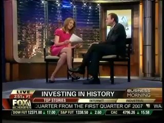 Jenna Lee-USA-sexy crossed legs