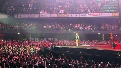 Annalisa in concerto a Firenze: "Non vedevo l'ora di tornare qui"