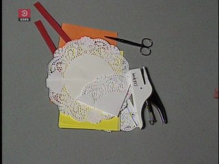 Jul med Clevin ~ Kræmmerhus af dækserviet. |Sæson:1|Episode:15-24|1992| DRTV