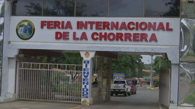 Denuncian cobros ilegales para locales en la Feria Internacional de La Chorrera