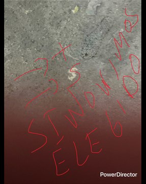 S CALLE TU NO PUEDES JUGAR FOOTBALL ENTIÉNDELO CLARK NO ERES COMO ELLOS