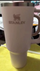 New .STANLEY Quencher H2.0 Tumbler with Handle and Straw 40 oz Flowstate 3-Position Lid Cup