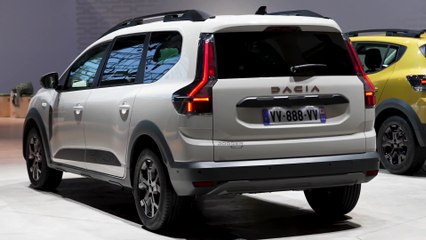 Dacia Jogger Exterior Design in Studio