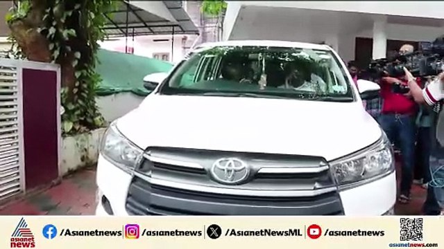 SIRനെതിരെ ചാണ്ടി ഉമ്മൻ, കേസിൽ കക്ഷി ചേരാൻ സുപ്രീംകോടതിയെ സമീപിച്ചു