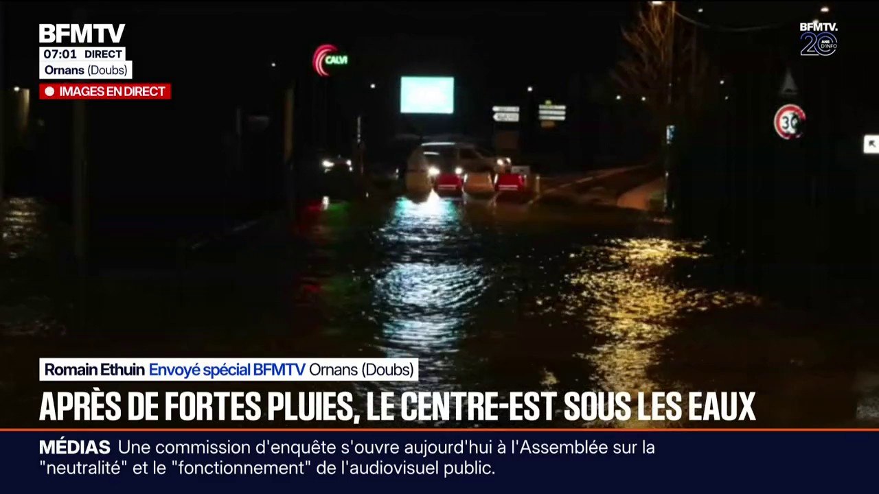 Inondations à Ornans (Doubs) après de fortes pluies dans l'Est de la France