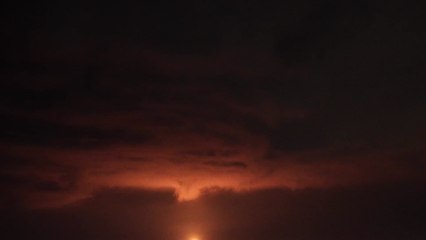 Varias explosiones iluminan el cielo de Kiev tras un nuevo ataque de Rusia