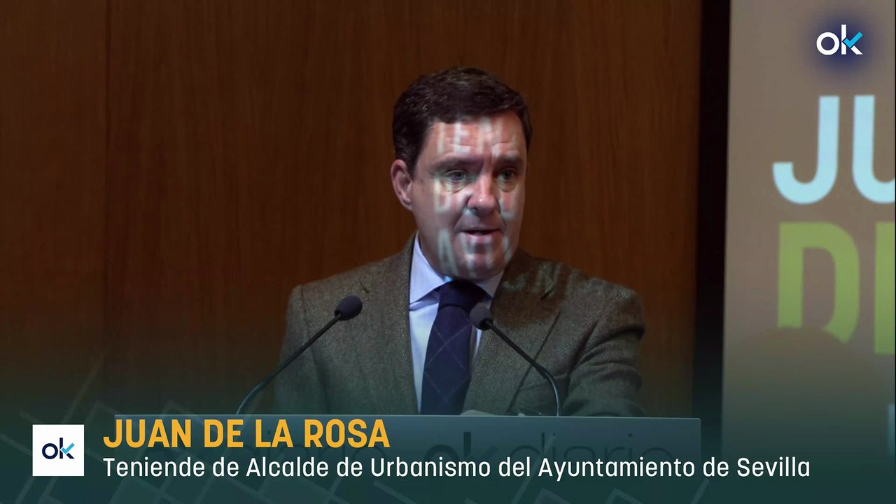Apertura institucional a cargo de D. Juan de la Rosa, teniente de Alcalde de Urbanismo del Ayuntamiento de Sevilla