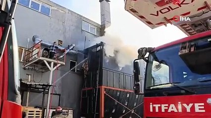 Mobilya fabrikasında yangın: 1 işçi yaralandı