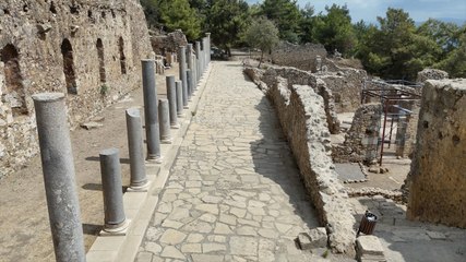 Syedra Antik Kenti'nin yüzde 25'i gün yüzüne çıkarıldı!