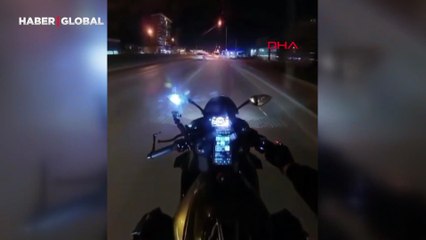 "Allah'ım sana geliyorum" diyen motosikletli böyle kaza yaptı! O anlar kamerada