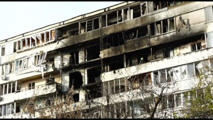 A Kiev i palazzi devastati dai bombardamenti russi