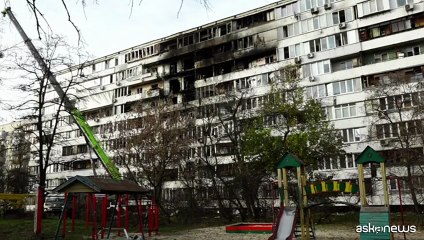A Kiev i palazzi devastati dai bombardamenti russi