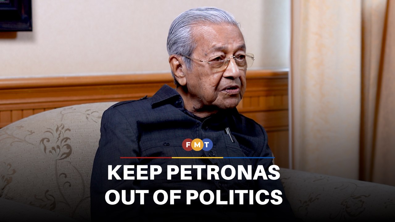 Review Sabah, S’wak allocations but leave Petronas alone, says Mahathir