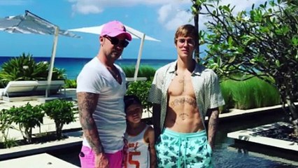 Justin Bieber Cancels Purpose Tour: One Direction Reacts