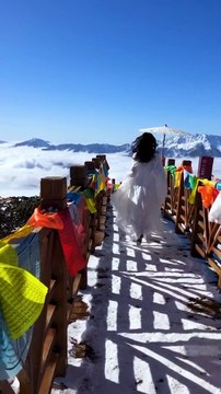 A serene and romantic escape with her. Featuring sun-kissed beaches, breathtaking natural scenery, and quiet moments of joy. Let the gentle music wash over you and inspire your next unforgettable journey. Pure aesthetic travel vibes. #romantictravel #calm