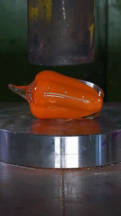 Hydraulic press Glass