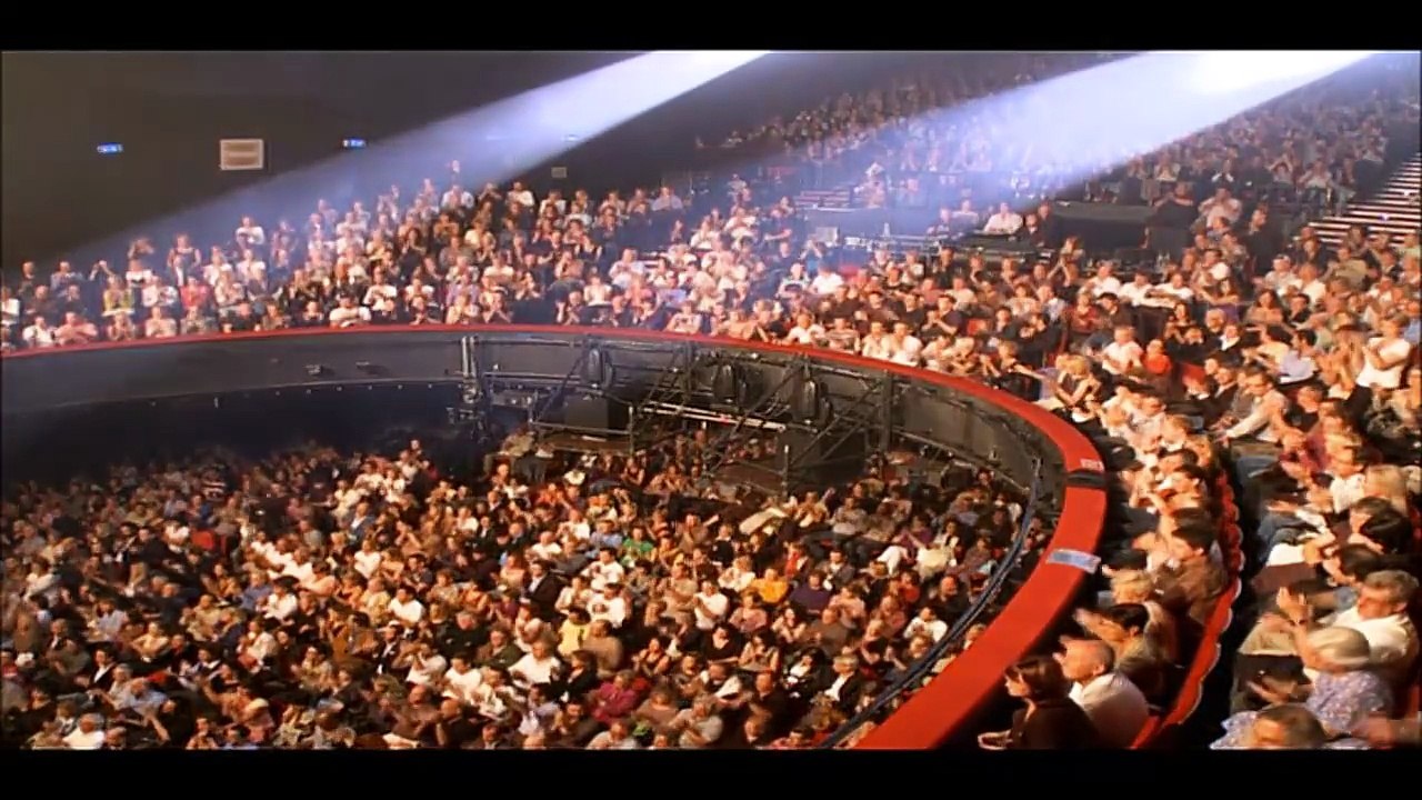 SYLVIE VARTAN — JE CHANTE LE BLUES — (CARLA BRUNI) | SYLVIE VARTAN A L’OLYMPIA BRUNO COQUATRIX | 2009