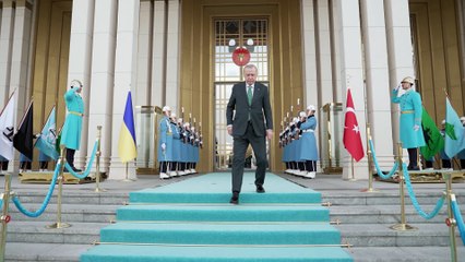 Cumhurbaşkanı Erdoğan, Ukrayna Devlet Başkanı Zelenskiy’i Külliyede Ağırladı