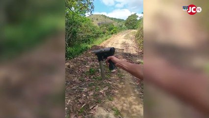 Polícia prende suspeito de fabricar armas para grupo ligado ao Comando Vermelho, em Pernambuco