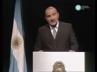 [Cadena nacional: Tróccoli convoca a la consulta popular por el acuerdo por el Beagle]