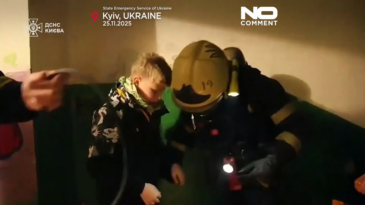 Attacchi russi a Kiev causano almeno sei morti e decine di feriti