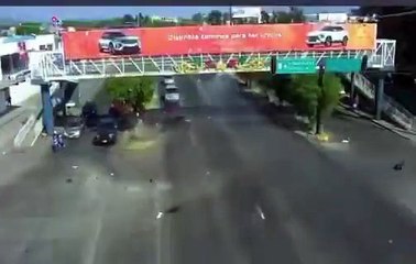 Una patrulla de la Guardia Nacional de México, atendiendo una emergencia, terminó provocando otra en Zamora