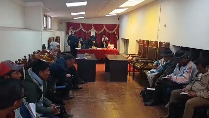 Audiencia de los denominados magistrados auto prórrogados, con la presencia de organizaciones sociales y presidente de comité civico potosinista